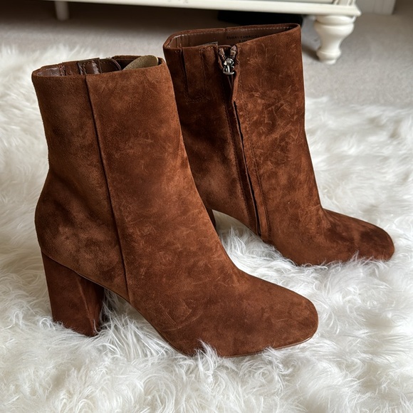 Steve Madden Embry Chestnut Suede Block Heel Square Toe Ankle Boots Brazil 8.5 - Picture 10 of 12